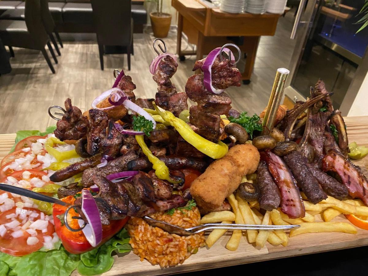 Hotel Restaurant Wuerzig In Ürzig Eksteriør bilde