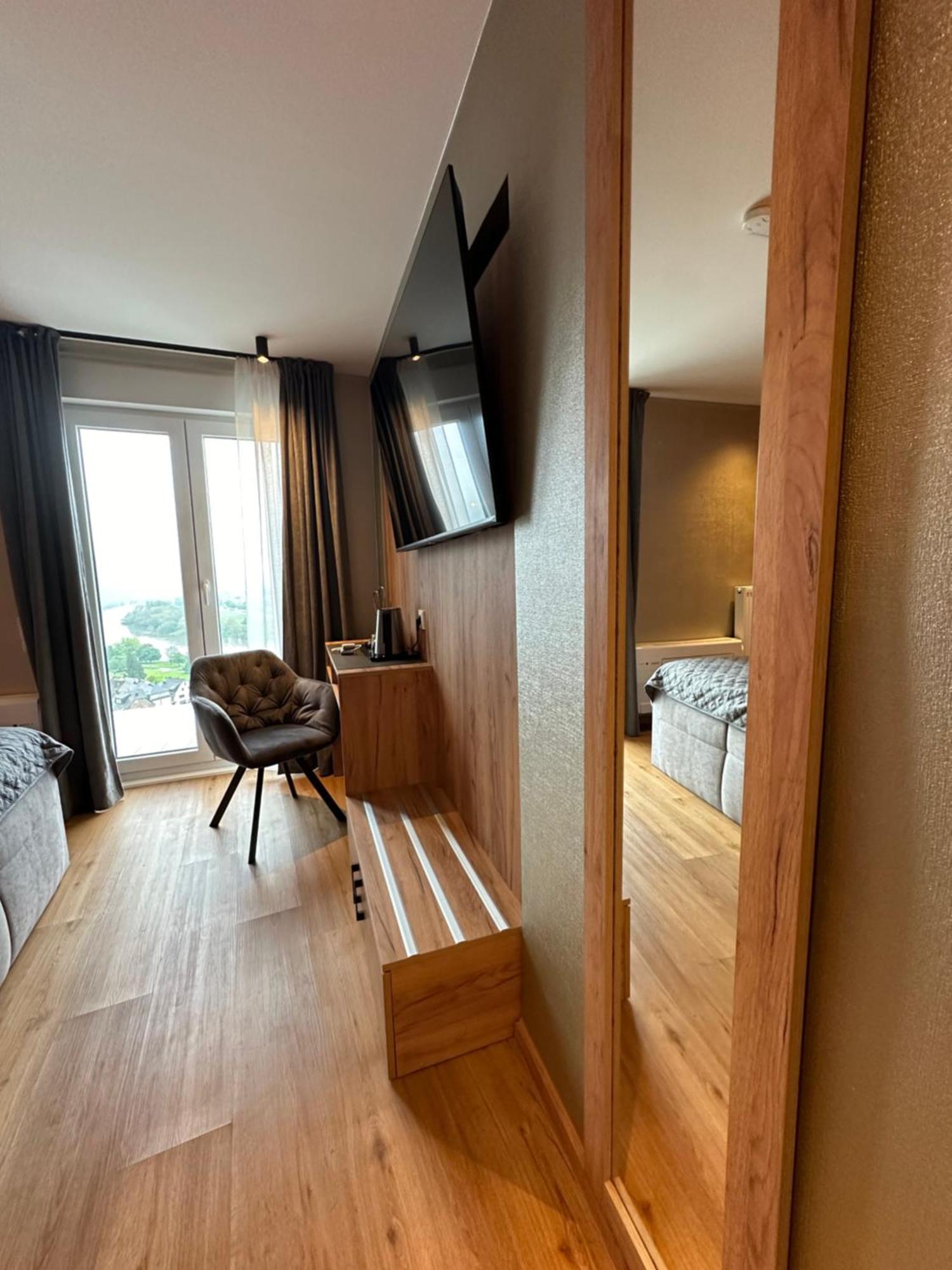 Hotel Restaurant Wuerzig In Ürzig Eksteriør bilde